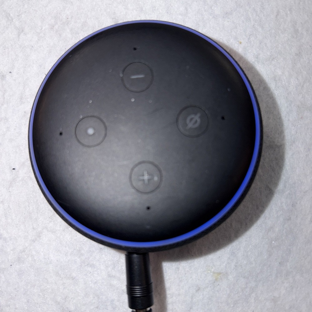Amazon Echo Dot 3rd Generation D9N29T Smart Speaker Only  Black Gray